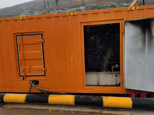 金山出租发电机-船用柴油发电机的工作原理是怎么样的？