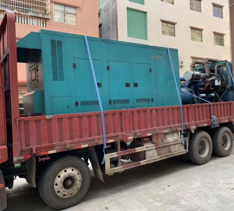 金山如何在不同负载率下确保 400KW 柴油发电机组的正常运行？