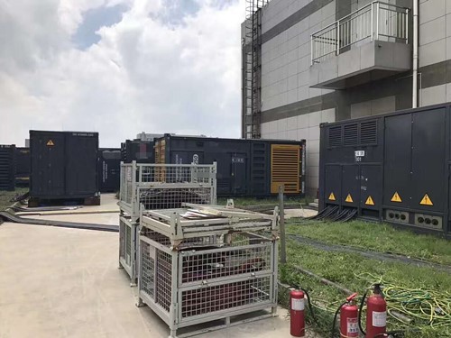 金山除了定期检查，还有哪些方法可以及时发现接触式转速表探头的磨损？