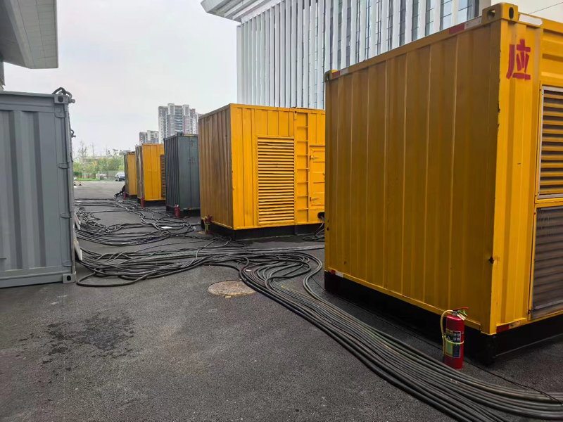 金山柴油发电机组冬季保养有哪些注意事项？